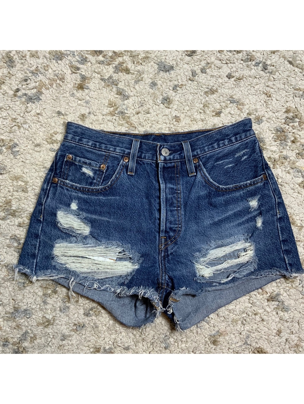 Levi's 501 Women's Distressed Denim Shorts size 27